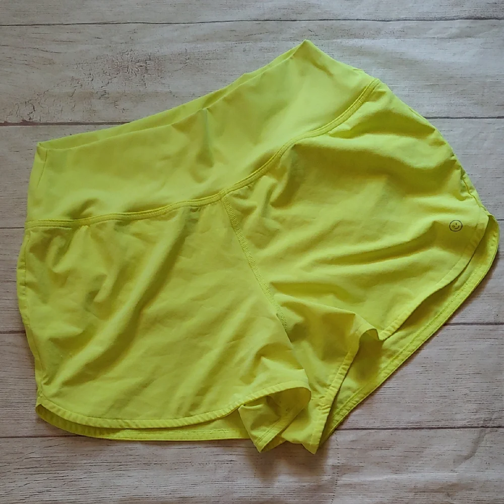 Gilly Hicks Yellow Athletic Shorts Lightweight‎ Performance